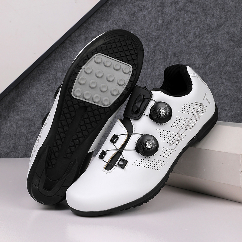 Scarpe da ciclismo traspiranti - Mtb Pedals recensione e prezzo