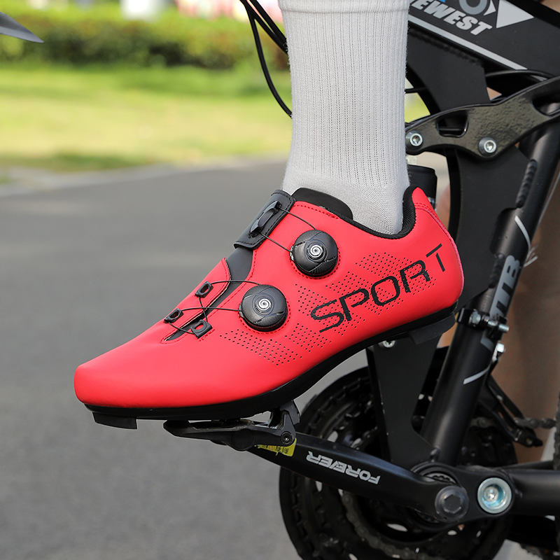 Scarpe da ciclismo traspiranti - Mtb Pedals recensione e prezzo