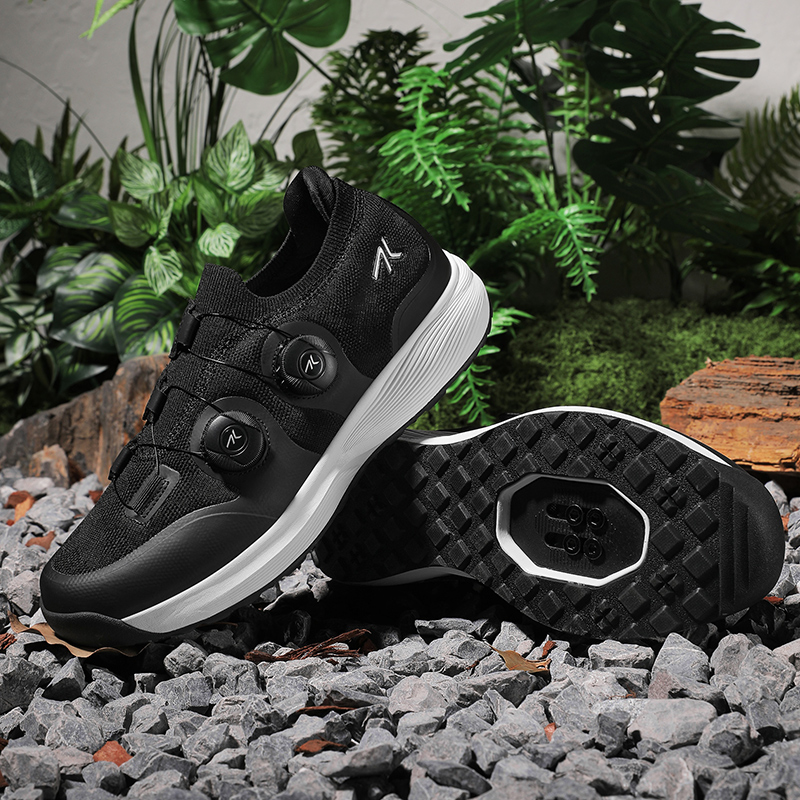 Scarpe da ciclismo MTB da uomo - Mtb Pedals recensione e prezzo