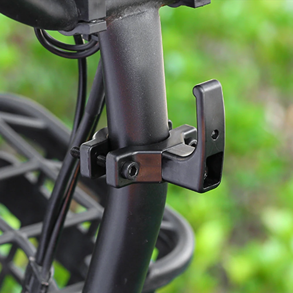 Ganci per Accessori Casco Moto - Cycling Backpack recensione e prezzo